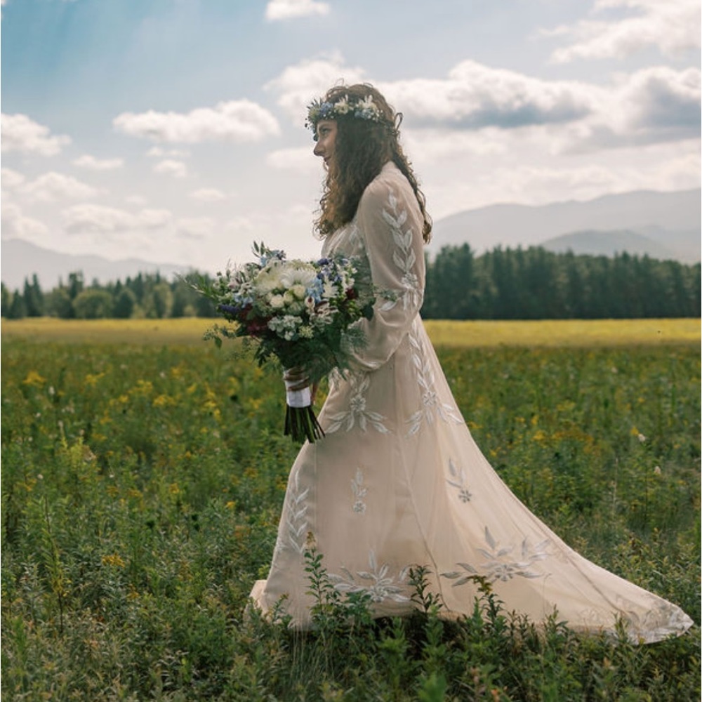 BHLDN Belize Wedding Dress Bohemian sz 6 - Oyster -New